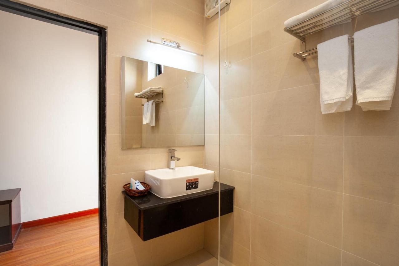Viet Nam Vacation Apartment Хошимин Екстериор снимка