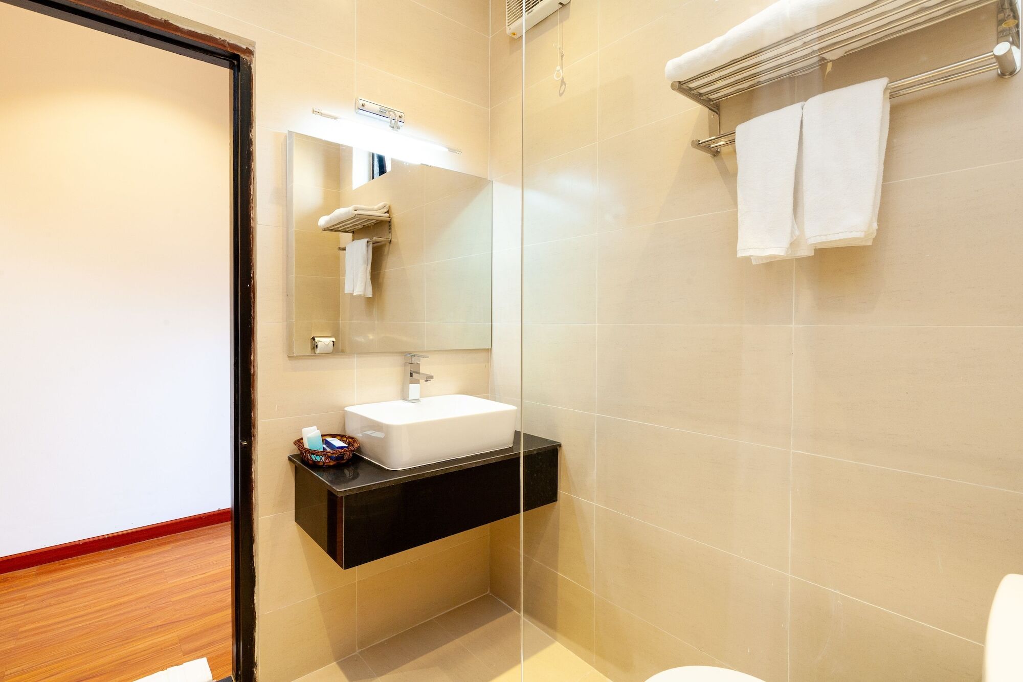 Viet Nam Vacation Apartment Хошимин Екстериор снимка